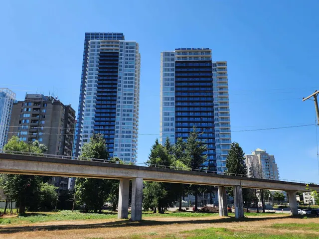 2204 13428 105 AVENUE, Surrey, British Columbia V3T0S6