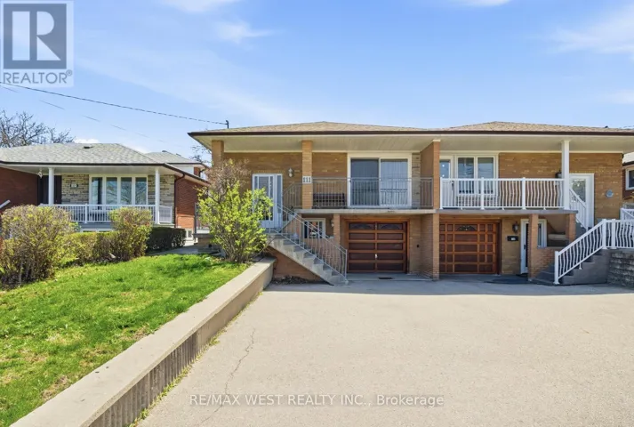 111 SHOREHAM DRIVE, Toronto (Black Creek), Ontario M3N1S8