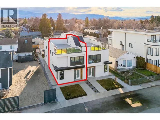 943 Fuller Avenue Unit# 3, Kelowna, British Columbia V1Y6X5