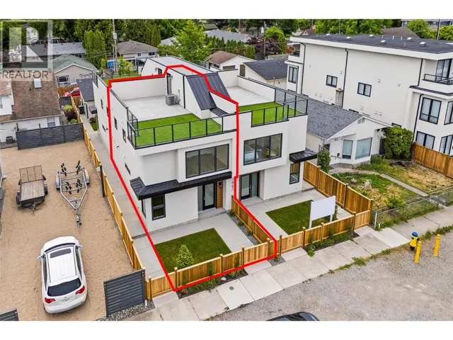 943 Fuller Avenue Unit# 3, Kelowna, British Columbia V1Y6X5