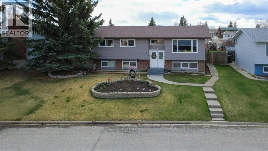 580 McDougall Street, Pincher Creek, Alberta T0K1W0