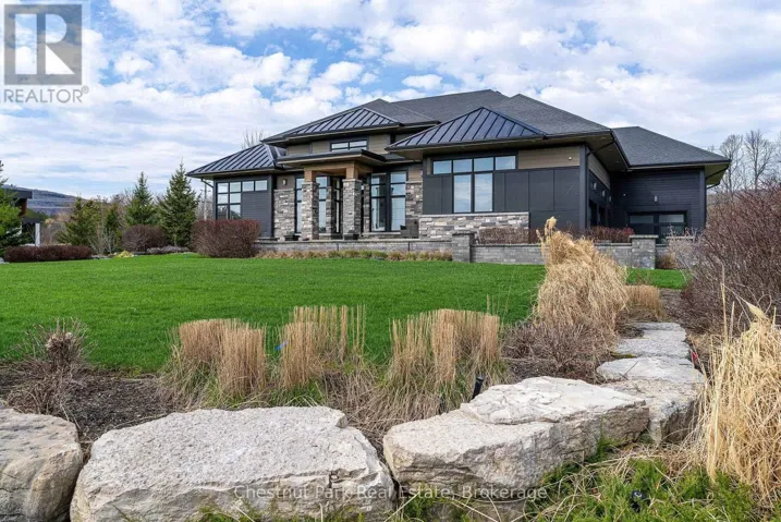 1 WINDROSE VALLEY BOULEVARD, Clearview, Ontario L9Y0K2