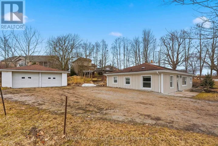 2157 GERBER ROAD, Wellesley, Ontario N0B2T0