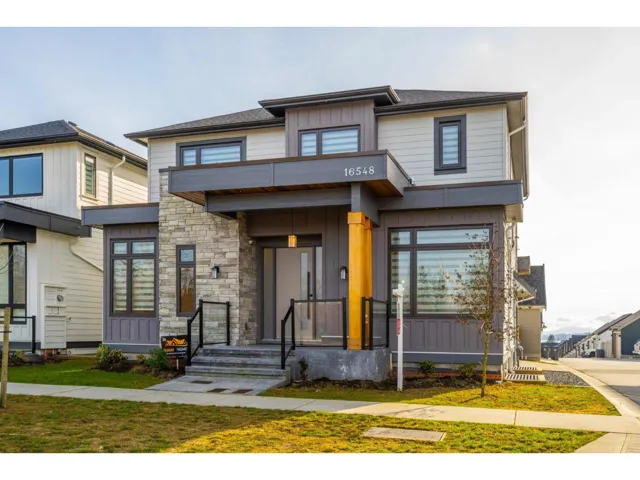 16548 22 AVENUE, Surrey, British Columbia V3Z0V5