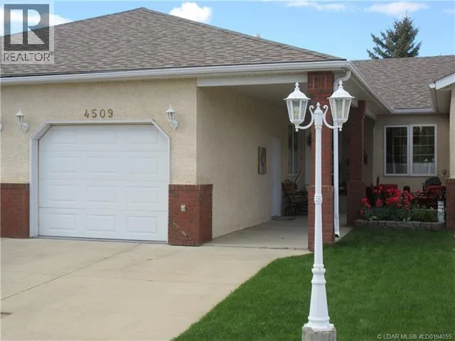 4509 50 Avenue, Taber, Alberta T1G1G3