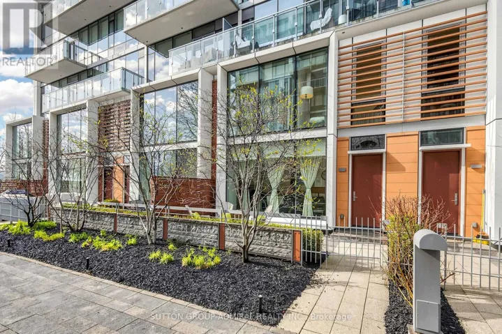 TH115 - 39 QUEENS QUAY E, Toronto (Waterfront Communities), Ontario M5E0A5