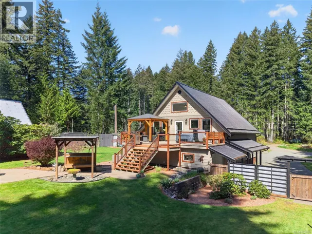 1981 Dzini Rd, Black Creek, British Columbia V9J1H1