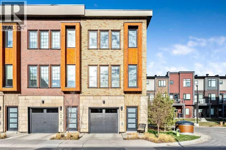 102, 81 Greenbriar Place NW, Calgary, Alberta T3B6J1