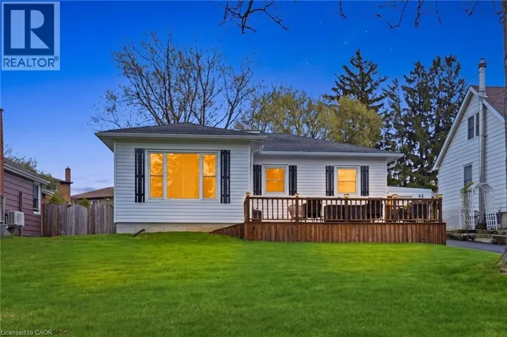 44 LAKE Avenue N, Hamilton, Ontario L8E1L3