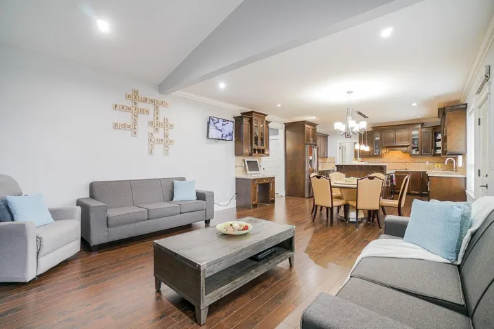 17742 102 AVENUE, Surrey, British Columbia V4N5V8