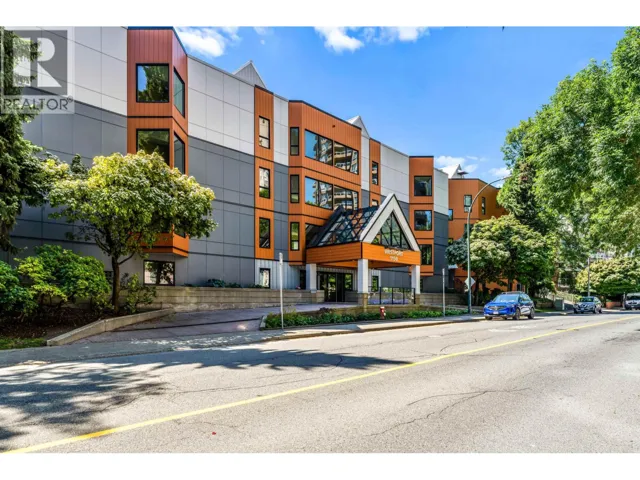 204 1150 QUAYSIDE DRIVE, New Westminster, British Columbia V3M6E1