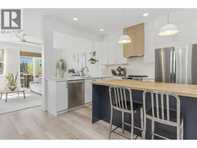 6 1024 GLACIER VIEW DRIVE, Squamish, British Columbia V8B0G1