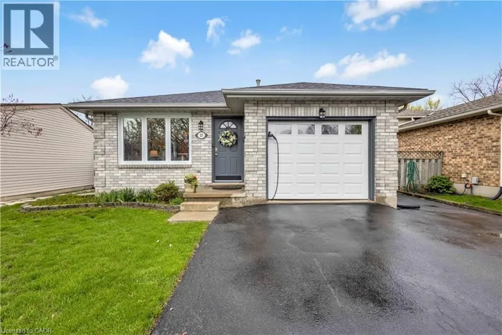 57 COXWELL Crescent, Brantford, Ontario N3P1P5