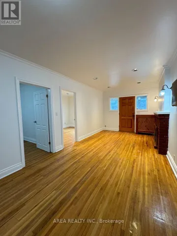 MAIN - 39 ROSETHORN AVENUE, Toronto (Weston-Pellam Park), Ontario M6N3K7