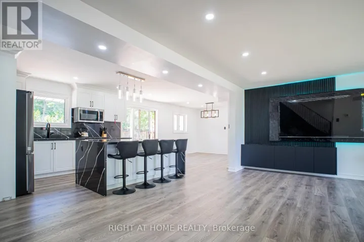 77 ELFORD CRESCENT, Hamilton (Vincent), Ontario L8K5K8