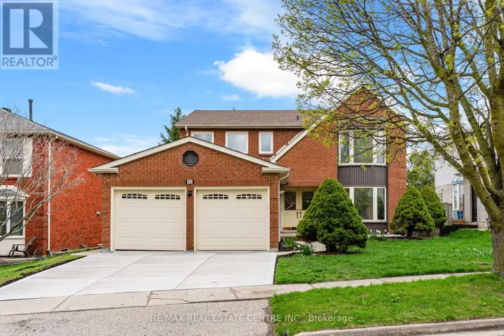40 OLD MAPLE LANE, Kitchener, Ontario N2N2L2