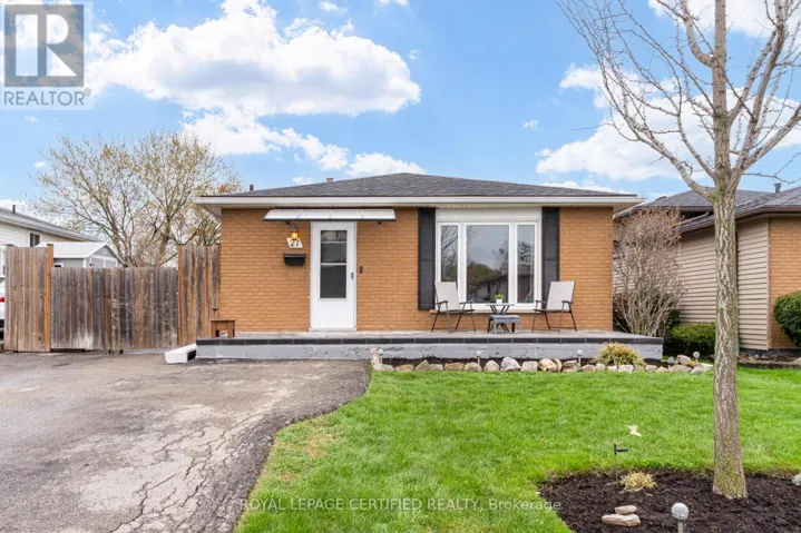 27 LAMBERT STREET, Hamilton (Lawfield), Ontario L8V4N6