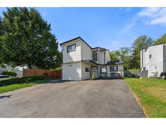 12501 76A AVENUE, Surrey, British Columbia V3W7W5