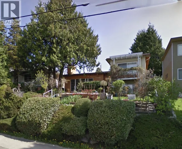 7664 GRANVILLE STREET, Vancouver, British Columbia V6P4Y7