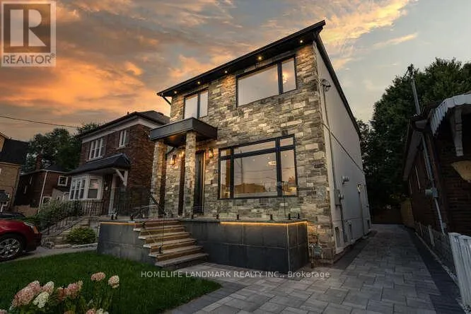 245 WESTWOOD AVENUE, Toronto (Danforth Village-East York), Ontario M4J2H3