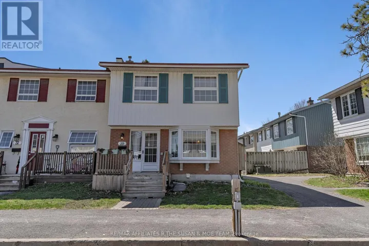 35 MONTEREY DRIVE, Ottawa, Ontario K2H7A9