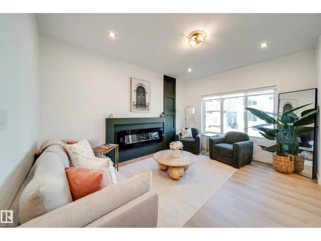 16 BLACKBIRD BN, Fort Saskatchewan, Alberta T8L0G6