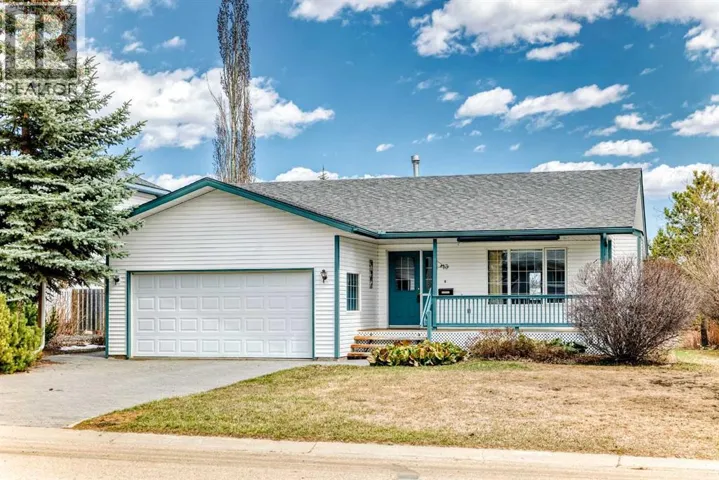 13 Garden Road, Lacombe, Alberta T4L1R5