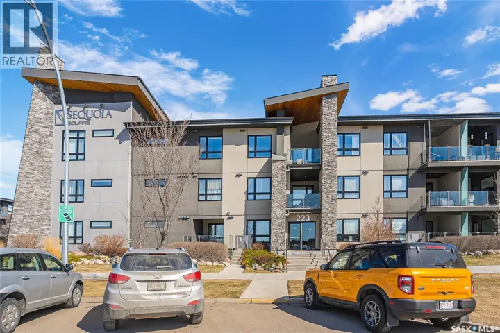 218 223 Evergreen SQUARE, Saskatoon, Saskatchewan S7M4T2