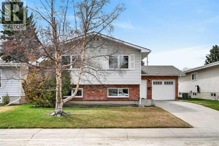 3516 Lakeside Crescent SW, Calgary, Alberta T3E6A6