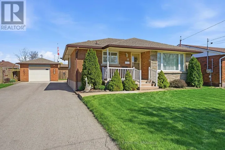 11 EMPRESS AVENUE, Welland (Lincoln/Crowland), Ontario L3B1K6