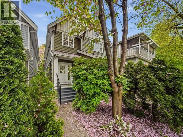1320 VICTORIA DRIVE, Vancouver, British Columbia V5L4G8