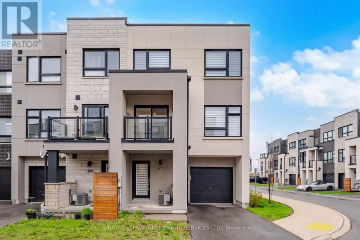 3166 LOTUS COMMON, Burlington (Alton), Ontario L7M2A9