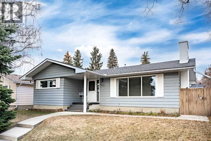 5220 Barron Drive NW, Calgary, Alberta T2L1T6
