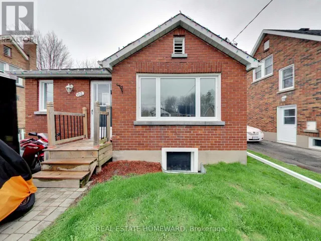 102 CENTRAL PARK BOULEVARD N, Oshawa (O'Neill), Ontario L1G5Y5