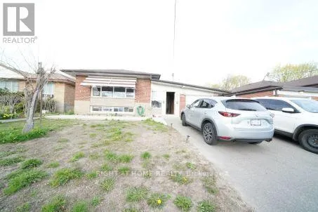 2981 WESTON ROAD, Toronto (Humberlea-Pelmo Park), Ontario M9M2T1