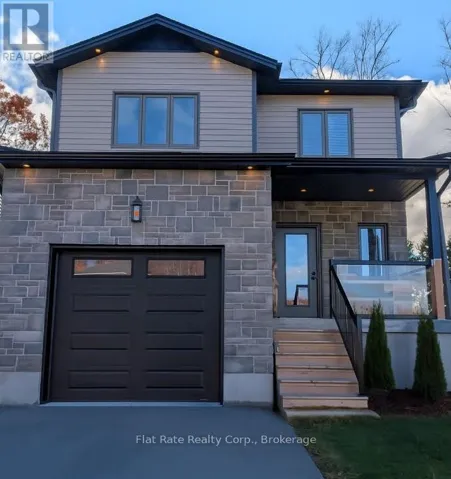 38 PAYETTE DRIVE, Penetanguishene, Ontario L9M1H5