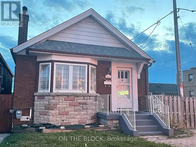 216 DONLANDS AVENUE, Toronto (Danforth Village-East York), Ontario M4J3R1