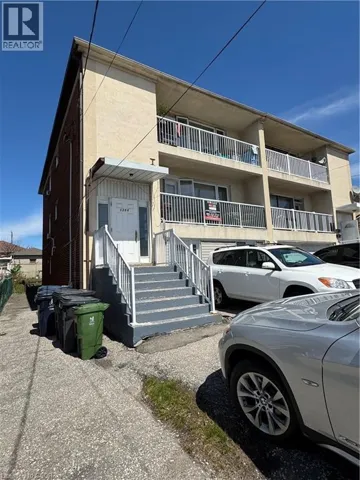 1364 WILSON Avenue Unit# 4, Toronto, Ontario M3M1H8