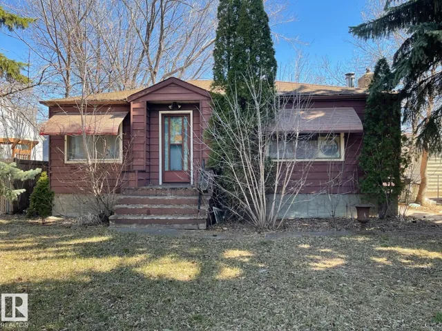 11511 St. Albert TR NW, Edmonton, Alberta T5M3L4