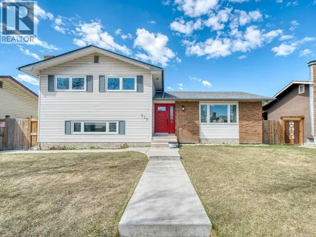 235 Rundleridge Drive NE, Calgary, Alberta T1Y2K5