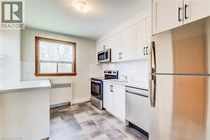 5 HEIMAN Street Unit# 5, Kitchener, Ontario N2M3L5