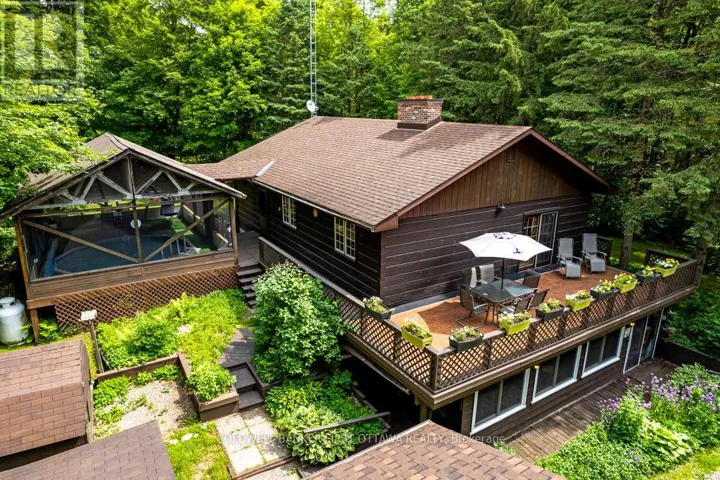 1102 EBBS BAY ROAD, Drummond/North Elmsley, Ontario K7C0C5