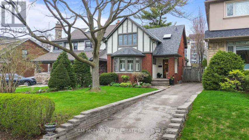 98 GOVERNMENT ROAD, Toronto (Kingsway South), Ontario M8X1W5