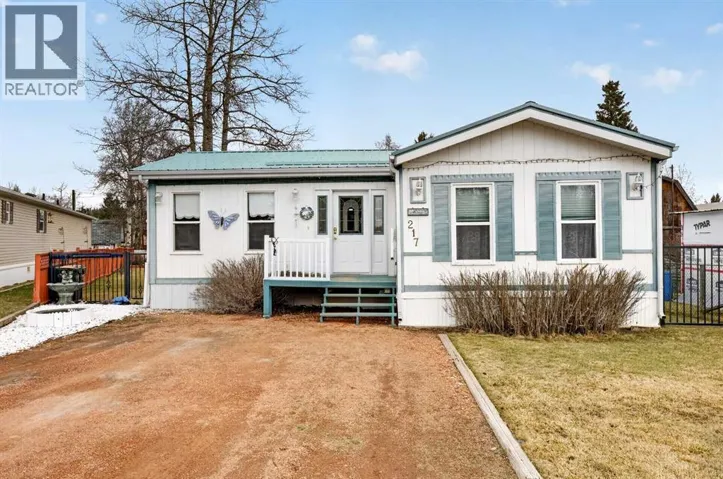 217 5 Street NW, Sundre, Alberta T0M1X0