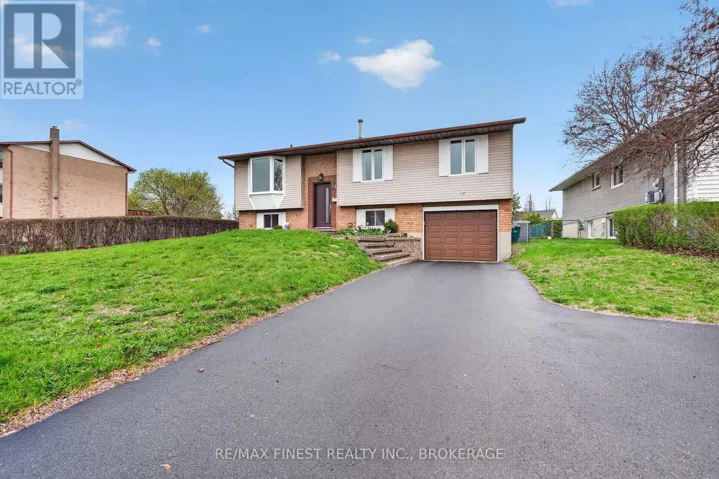 15 POINT ST MARK DRIVE, Kingston (Kingston East (Incl Barret Crt)), Ontario K7K6L2