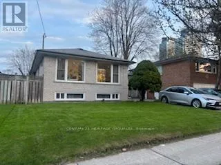 65 CUMMER AVENUE, Toronto (Newtonbrook East), Ontario M2M2E5