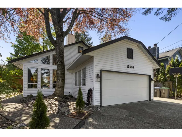 15336 112 AVENUE, Surrey, British Columbia V3R8Y8