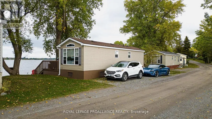 486 CTY RD 18- 64 CHERRY BEACH LANE, Prince Edward County (Athol Ward), Ontario K0K2T0