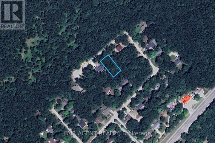 10267 DANIEL AVENUE, Lambton Shores (Grand Bend), Ontario N0M1T0