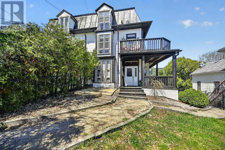 372 KING STREET W, Brockville, Ontario K6V3S6